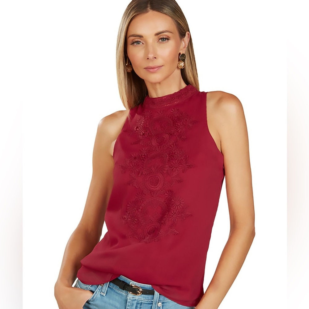 EUC Trish Scully Crimson Claire Sleeveless Lace Detail Blouse